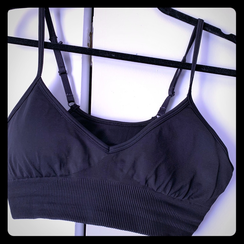 Lululemon sports bra Ebb Street Bra II